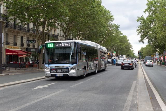 Foto van RATP Iveco Urbanway 18 Hybrid 5707 Gelede bus door_gemaakt JacobTrains