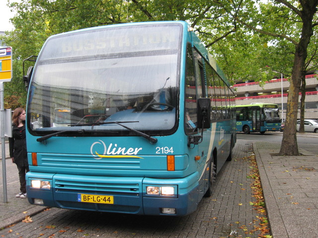 Foto van ARR Den Oudsten B95 2194 Standaardbus door stefan188