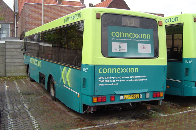 Foto van CXX Berkhof 2000NL 1037 Standaardbus door wyke2207