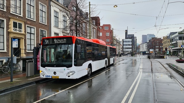 Foto van EBS Mercedes-Benz Citaro G NGT Hybrid 1110 Gelede bus door_gemaakt Baschauffeur