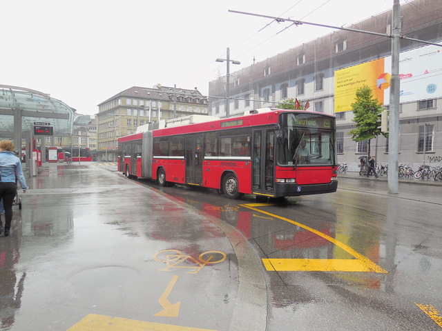 Foto van Bernmobil Hess Swisstrolley 13 Gelede bus door_gemaakt Stadsbus