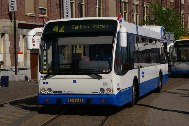 Foto van GVB Berkhof Jonckheer 136 Standaardbus door wyke2207
