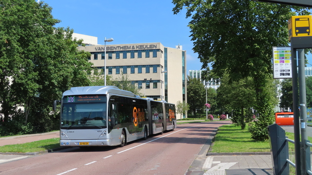 Foto van QBZ Van Hool AGG300 4202 Dubbelgelede bus door_gemaakt OVSpotterLinschoten