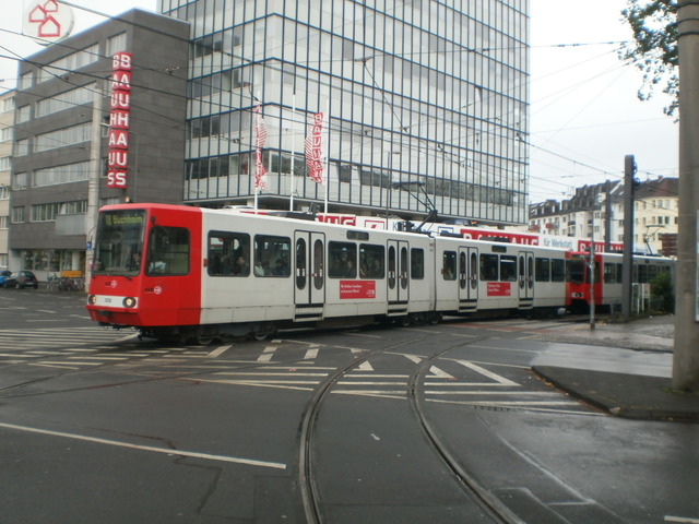 Foto van KVB Stadtbahnwagen B 2232 Tram door Perzik