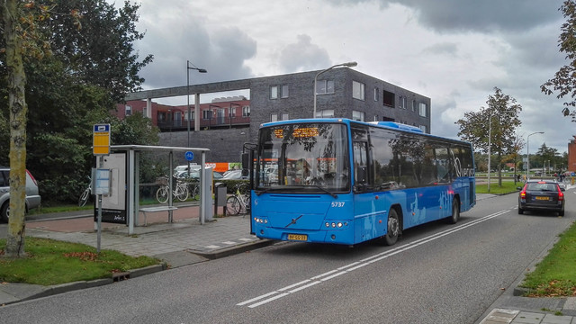 Foto van OVinIJ Volvo 8700 RLE 5737 Standaardbus door OVdoorNederland