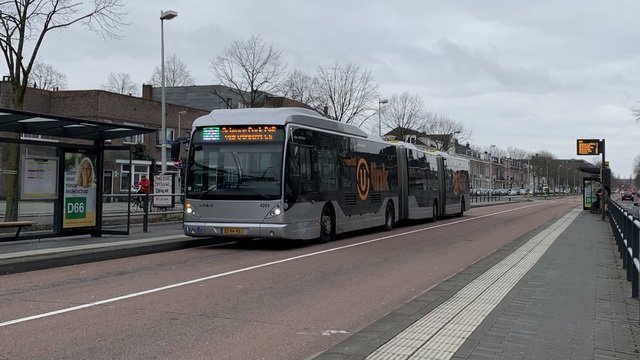 Foto van QBZ Van Hool AGG300 4204 Dubbelgelede bus door Stadsbus