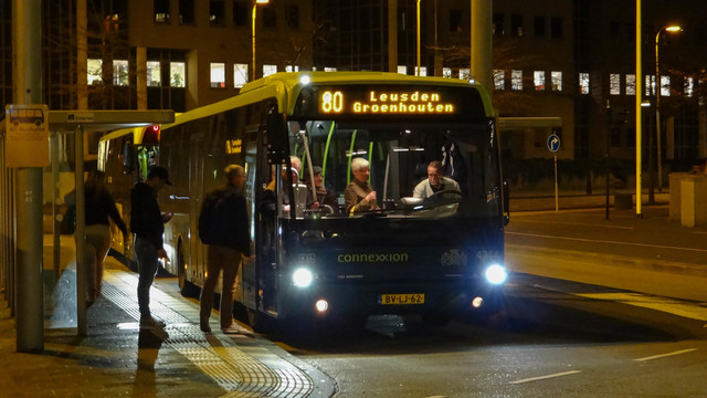 Foto van CXX VDL Ambassador ALE-120 4244 Standaardbus door OVdoorNederland