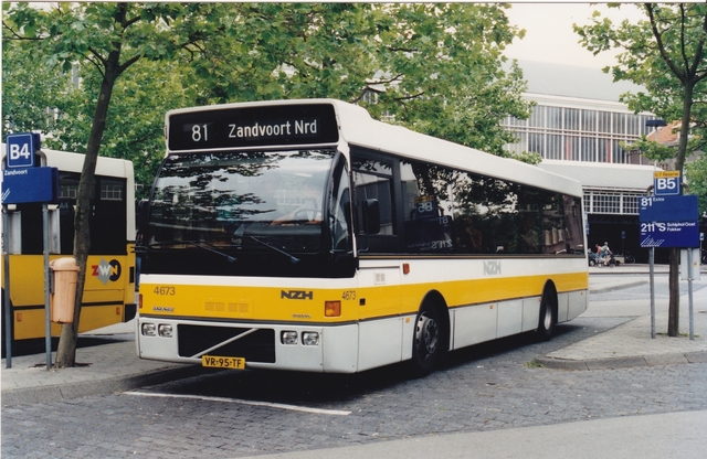 Foto van CXX Berkhof Duvedec 4673 Standaardbus door wyke2207