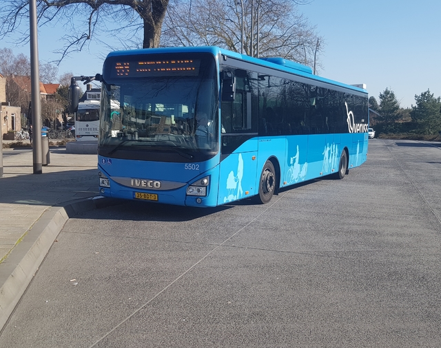 Foto van OVinIJ Iveco Crossway LE (12mtr) 5502 Standaardbus door_gemaakt treinspotter-Dordrecht-zuid
