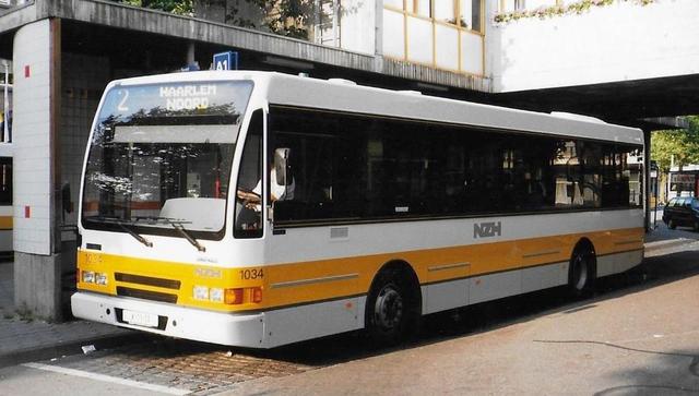 Foto van NZH Berkhof 2000NL 1034 Standaardbus door Jelmer