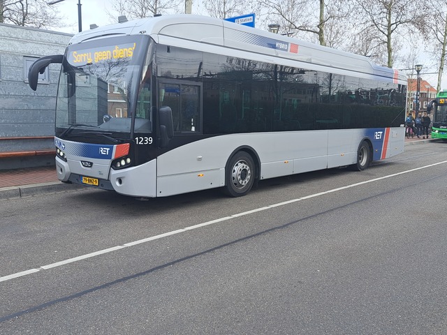 Foto van RET VDL Citea SLE-120 Hybrid 1239 Standaardbus door_gemaakt treinspotter-Dordrecht-zuid