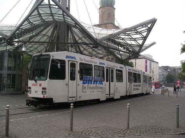Foto van DSW21 Stadtbahnwagen M/N 8 127 Tram door_gemaakt Perzik