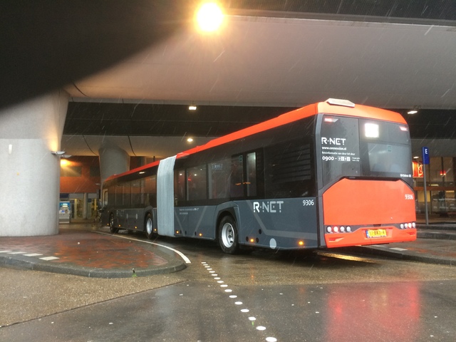 Foto van CXX Solaris Urbino 18 9306 Gelede bus door Stadsbus