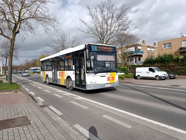 Foto van DeLijn Jonckheere Transit 2000 550252 Standaardbus door BusfanTom
