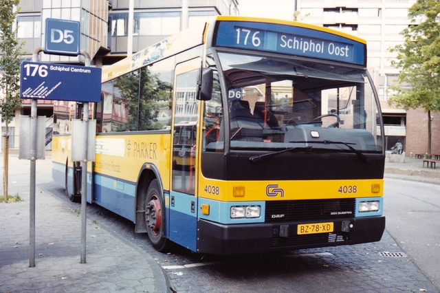 Foto van CN Den Oudsten B88 4038 Standaardbus door wyke2207