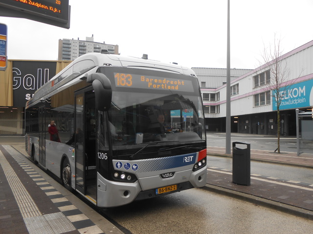 Foto van RET VDL Citea SLE-120 Hybrid 1206 Standaardbus door Marvin325