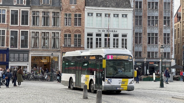 Foto van DeLijn Van Hool A309 Hybrid 2460 Midibus door Stadsbus