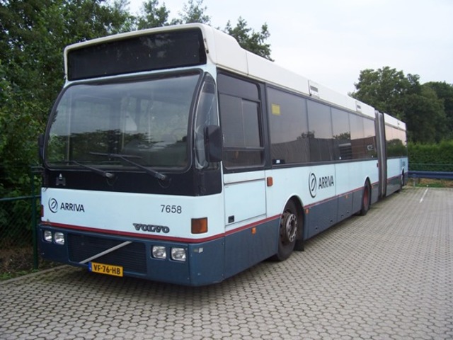Foto van ARR Berkhof Duvedec G 7658 Gelede bus door_gemaakt PEHBusfoto