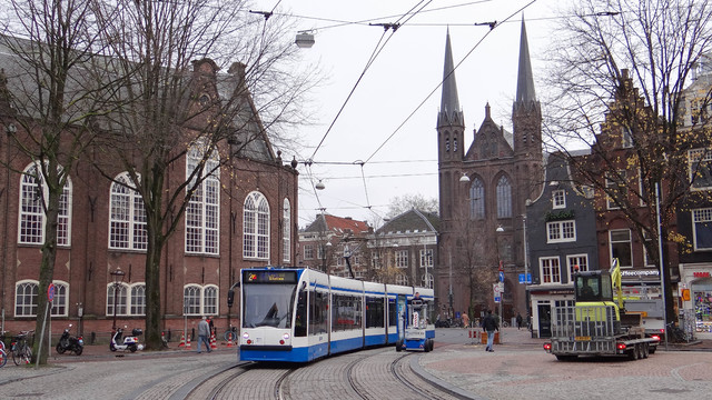Foto van GVB Siemens Combino 2111 Tram door OVdoorNederland
