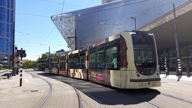 Foto van RET Rotterdamse Citadis 2111 Tram door Sneltram