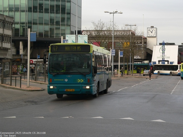 Foto van CXX Den Oudsten B95 2425 Standaardbus door tsov