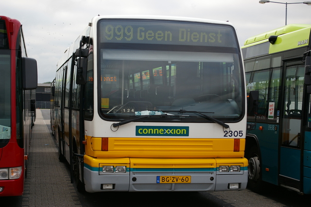 Foto van CXX Den Oudsten B95 2305 Standaardbus door wyke2207
