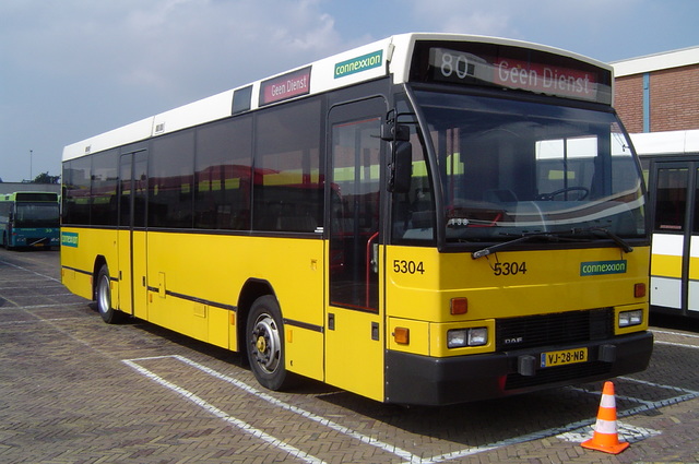 Foto van CXX Den Oudsten B88 5304 Standaardbus door wyke2207