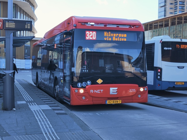 Foto van CXX Ebusco 3.0 (12mtr) 2215 Standaardbus door EenBusspotter