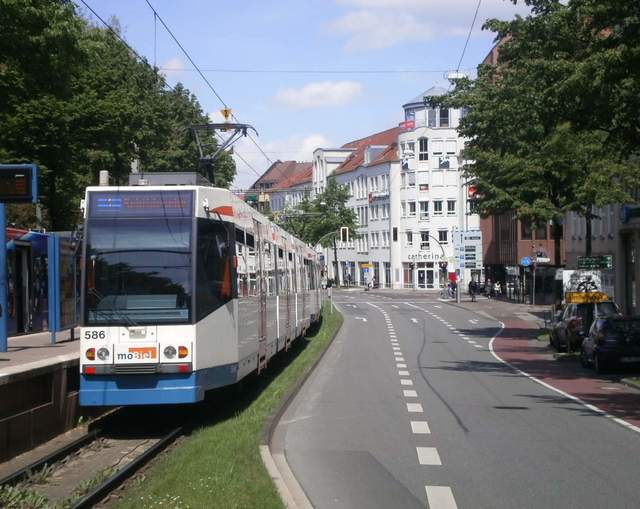 Foto van MoBiel Stadtbahnwagen M/N 8 586 Tram door_gemaakt Perzik