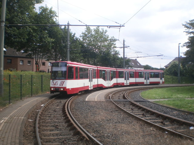 Foto van DVG Düwag GT10NC-DU 1023 Tram door Perzik