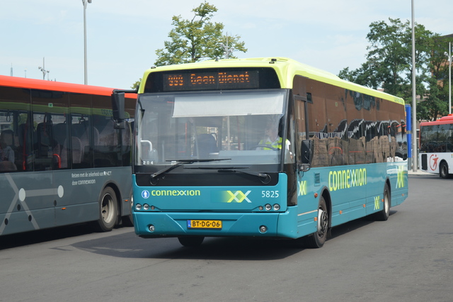 Foto van CXX VDL Ambassador ALE-120 5825 Standaardbus door wyke2207