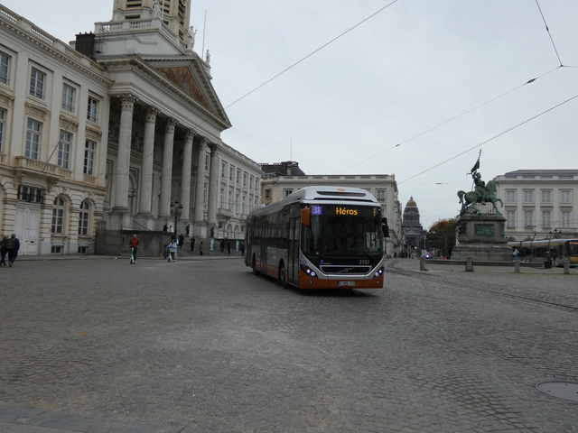 Foto van MIVB Volvo 7900 Hybrid 2157 Standaardbus door_gemaakt Delijn821