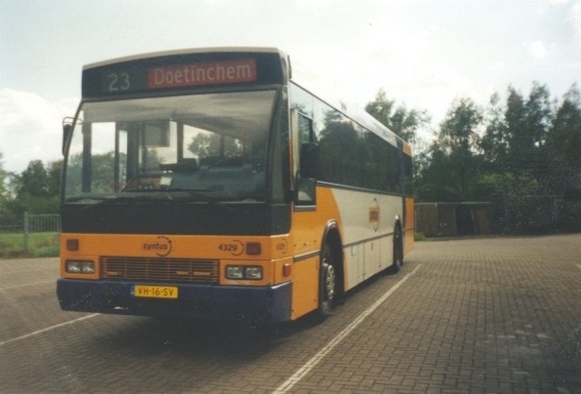 Foto van KEO Den Oudsten B88 4329 Standaardbus door PEHBusfoto