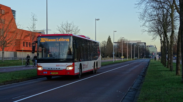 Foto van KEO Setra S 418 LE Business 1708 Standaardbus door SteefAchterberg