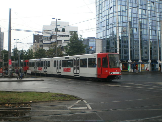Foto van KVB Stadtbahnwagen B 2331 Tram door_gemaakt Perzik