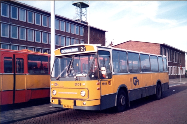 Foto van CN Leyland-Den Oudsten Standaardstreekbus 5503 Standaardbus door wyke2207