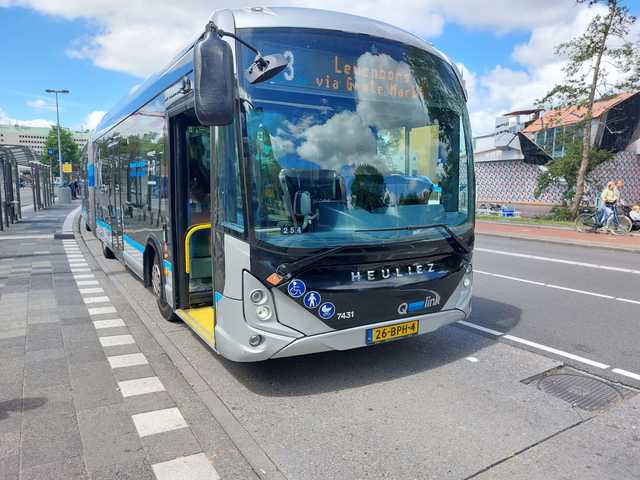 Foto van QBZ Heuliez GX437 ELEC 7431 Gelede bus door_gemaakt Draken-OV