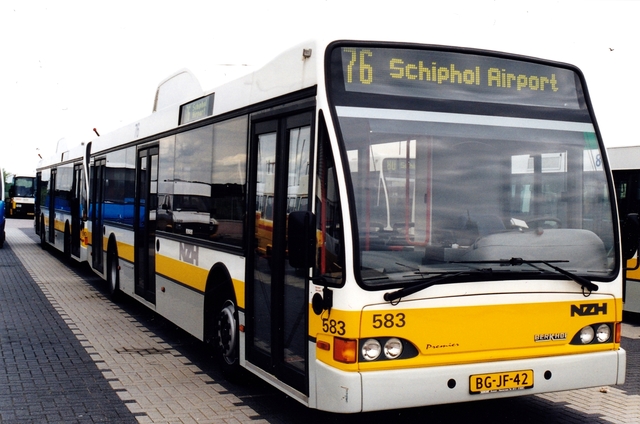 Foto van CXX Berkhof Premier 12 1381 Standaardbus door wyke2207