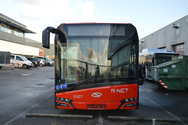 Foto van CXX Solaris Urbino 18 9307 Gelede bus door wyke2207