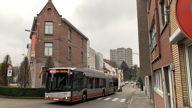 Foto van MIVB Solaris Urbino 18 E 1509 Gelede bus door Stadsbus