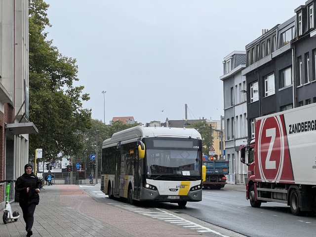 Foto van DeLijn VDL Citea SLE-120 Hybrid 2258 Standaardbus door_gemaakt Stadsbus