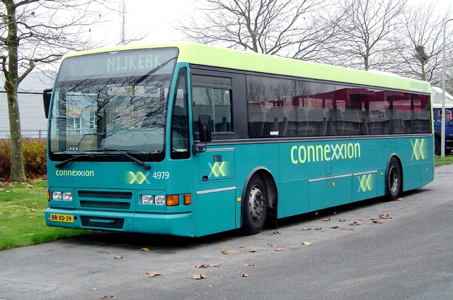 Foto van CXX Berkhof 2000NL 4979 Standaardbus door wyke2207