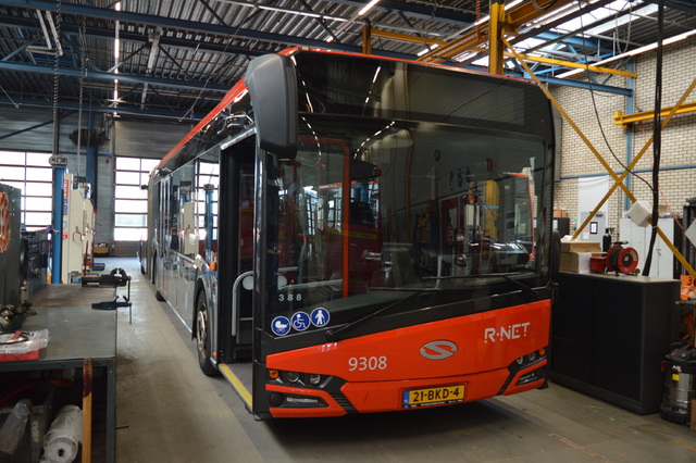 Foto van CXX Solaris Urbino 18 9308 Gelede bus door_gemaakt wyke2207