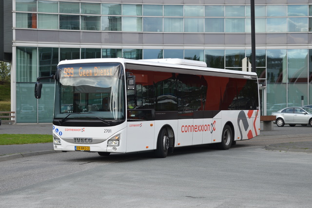 Foto van CXX Iveco Crossway LE (10,8mtr) 2701 Standaardbus door wyke2207
