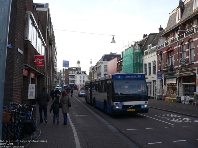 Foto van GVU Den Oudsten B88 G 549 Gelede bus door tsov