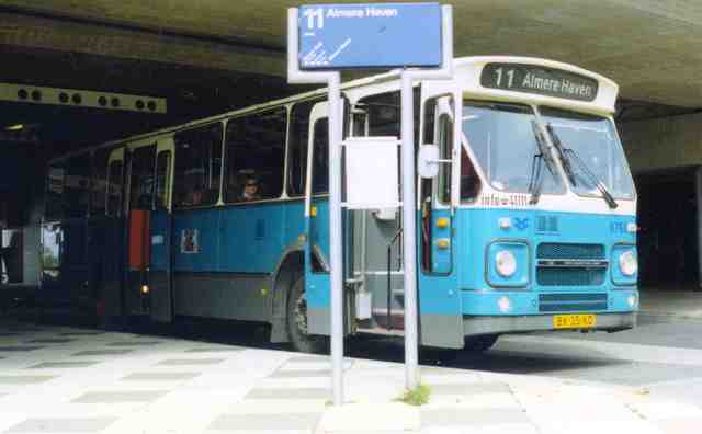 Foto van VAD DAF MB200 9758 Standaardbus door Jelmer