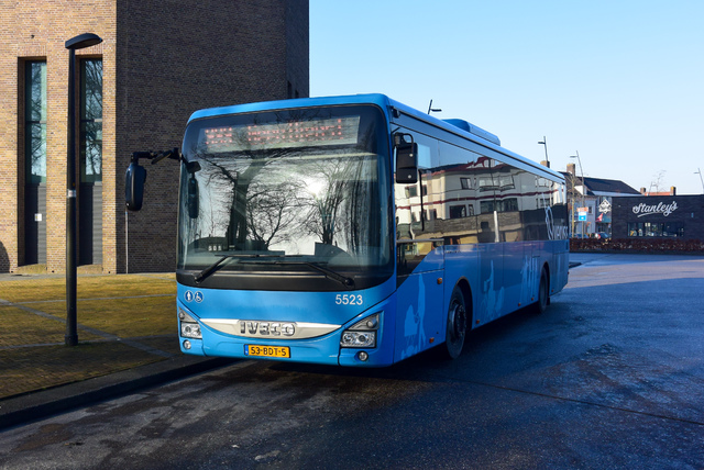 Foto van OVinIJ Iveco Crossway LE (12mtr) 5523 Standaardbus door NLRail