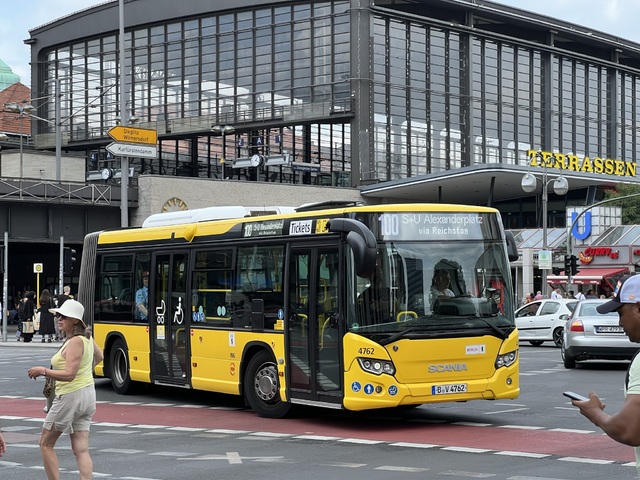 Foto van BVG Scania Citywide LFA 4762 Gelede bus door_gemaakt Stadsbus