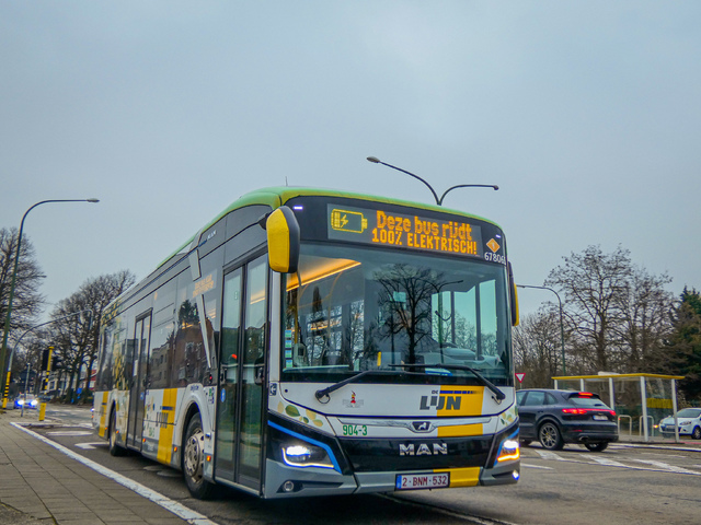 Foto van DeLijn MAN Lion's City 12E 678065 Standaardbus door Delijn821