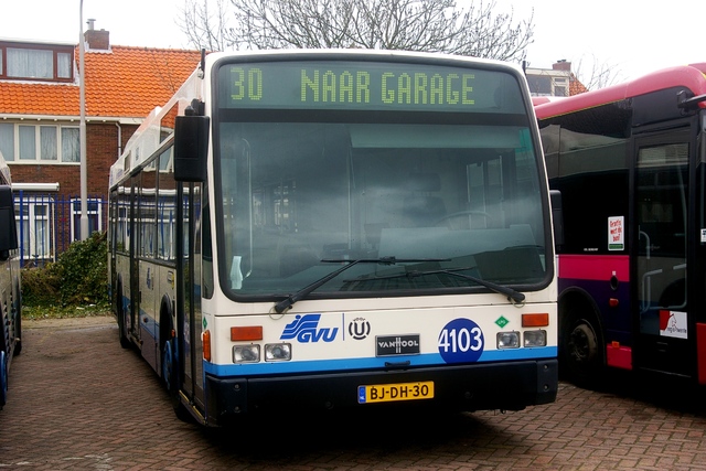 Foto van GVU Van Hool A300 LPG 4103 Standaardbus door wyke2207